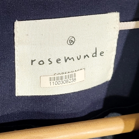 Rosemunde Navy Button-Down Blazer - Picture 5 of 6